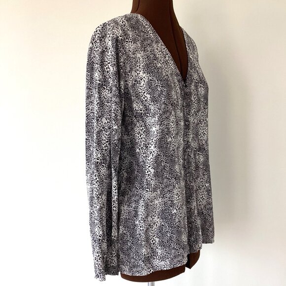 Joie Silk Animal Print V-Neck Button Front Blouse - Picture 6 of 6